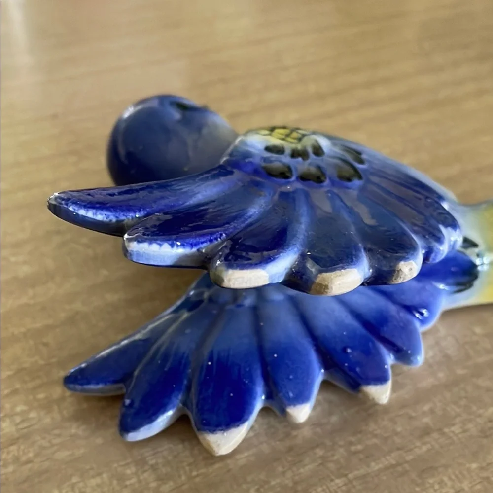 Vintage Ceramic Blue Birds Mother and Baby Wall Hangers - Picture 3 of 10